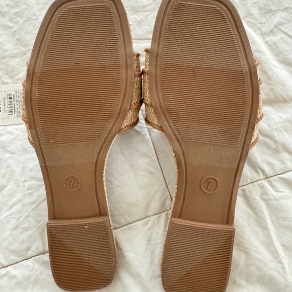 Women's Beige Slide Sandals - Picture 6 of 6